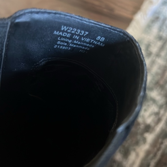 Booties - Picture 3 of 5